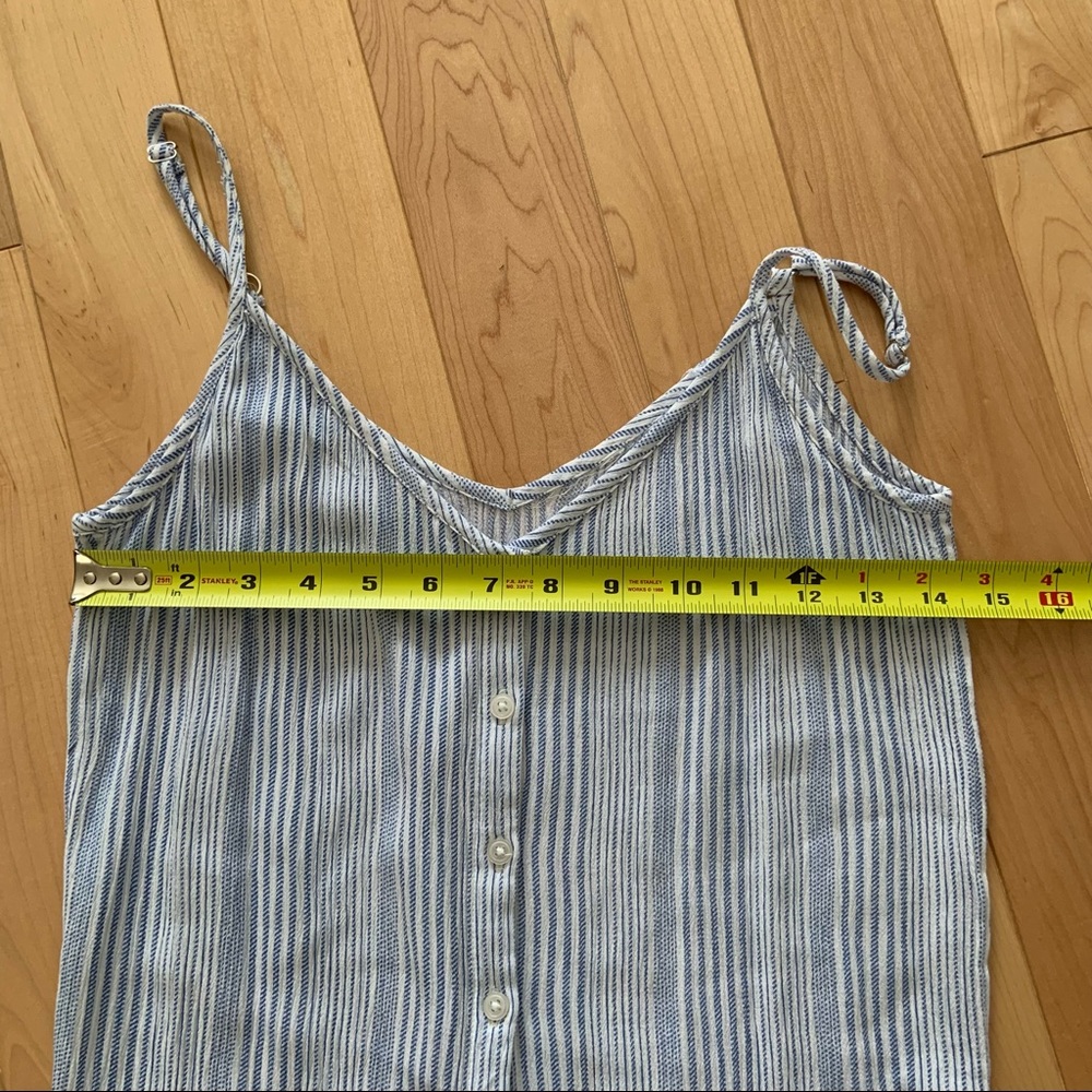 Blue and white striped tie front camisole - H&M size 2-4 - Picture 3 of 8